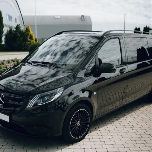 mercedes-benz class interior view